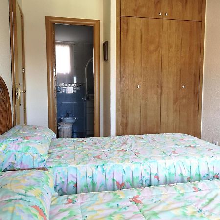 Apartamento A Pie De Playa-Edificio Bonaire غانديا المظهر الخارجي الصورة
